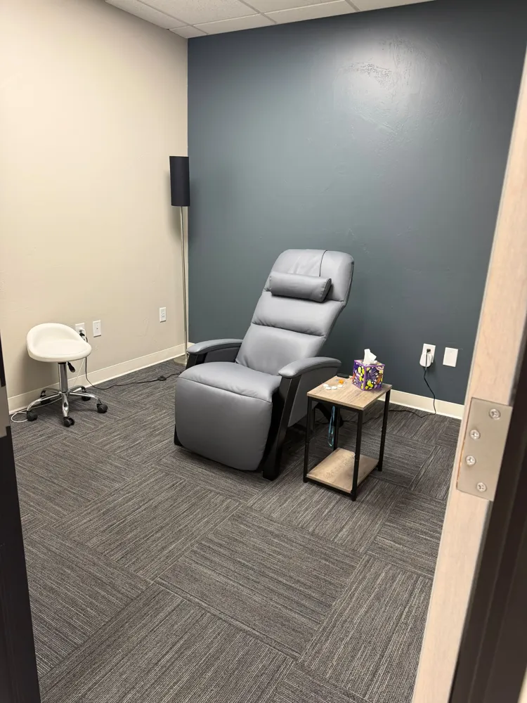 Private room with a recliner at our Phoenix office